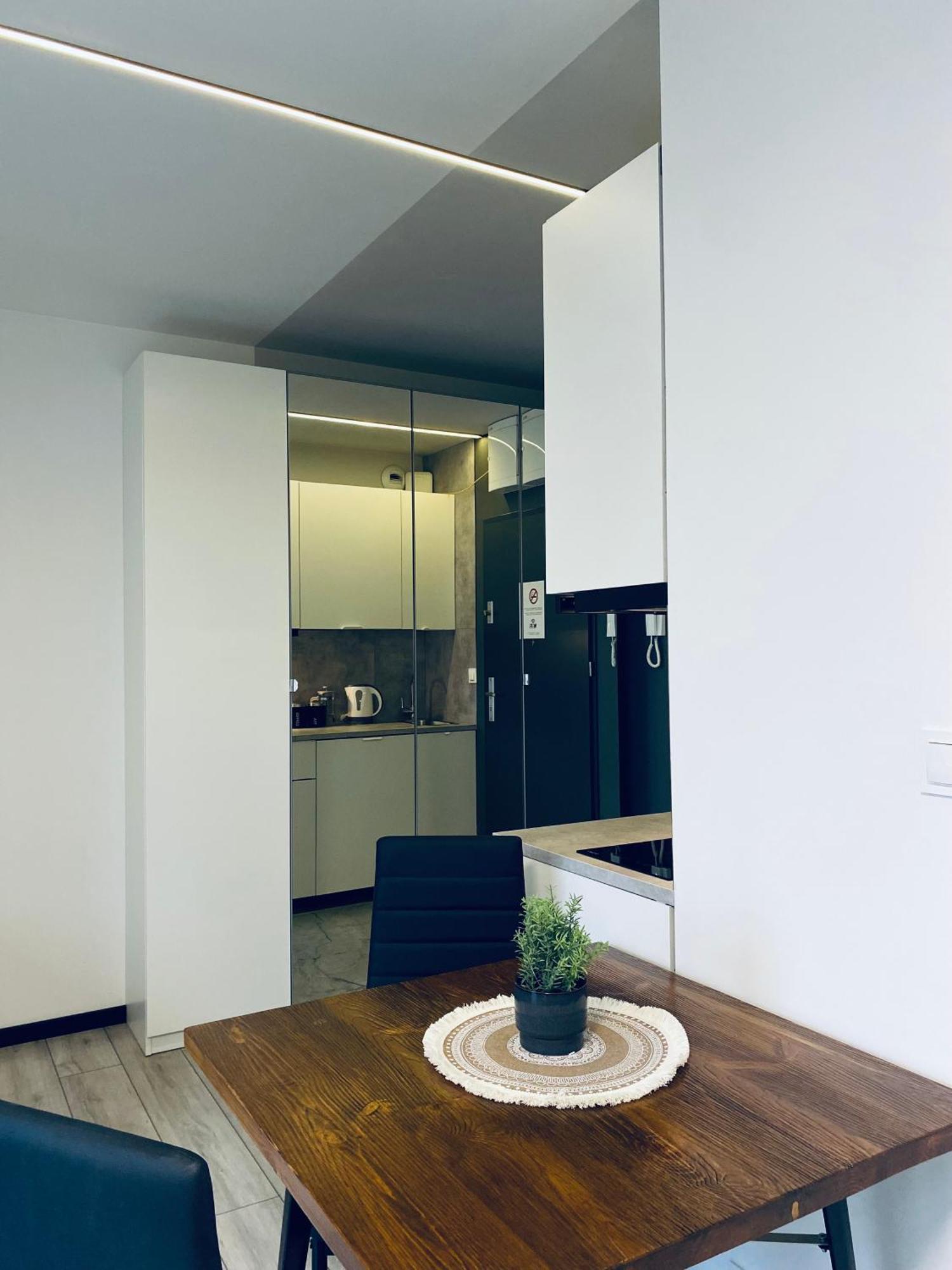 Enes Apartments Legnicka Street 59D Wrocław Exteriör bild